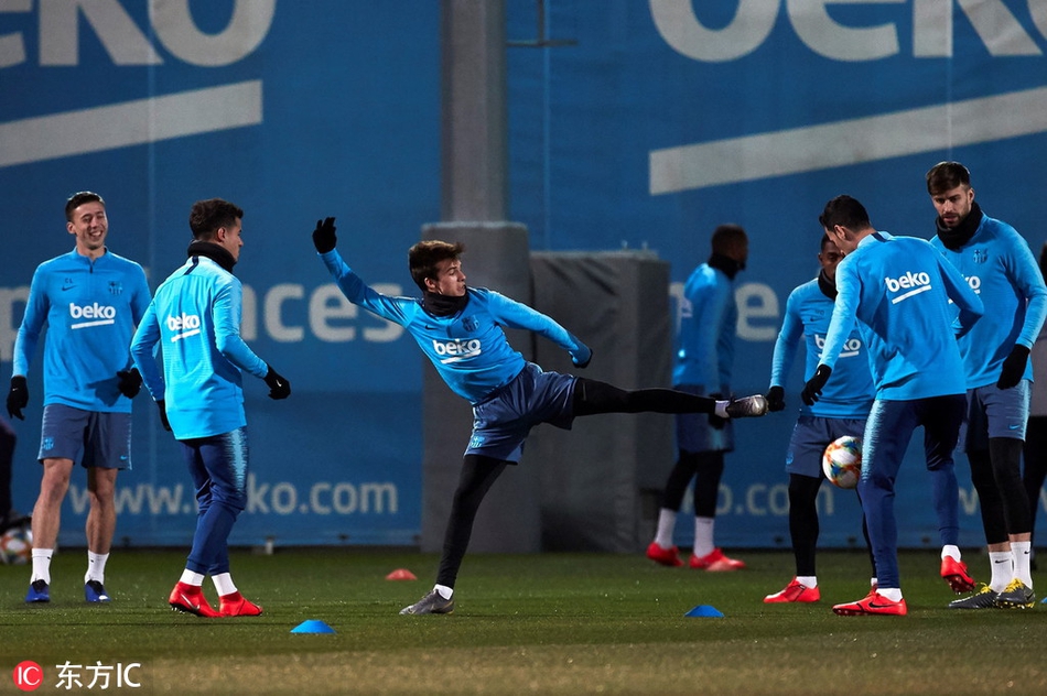 巴萨训练备战塞维利亚
