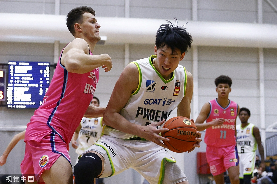 周琦第三战10分9篮板2盖帽