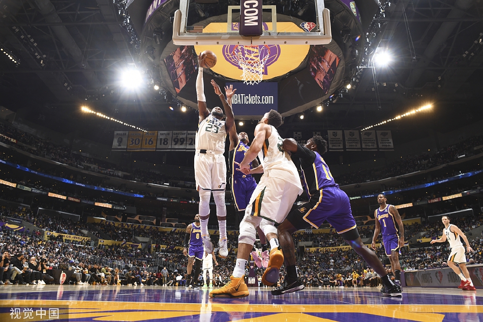 [NBA]湖人107-101险胜爵士 詹姆斯33分