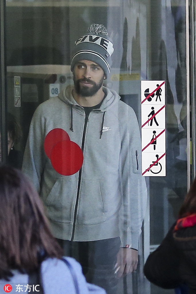 皮克现身法庭 遭罚款4.8万欧元