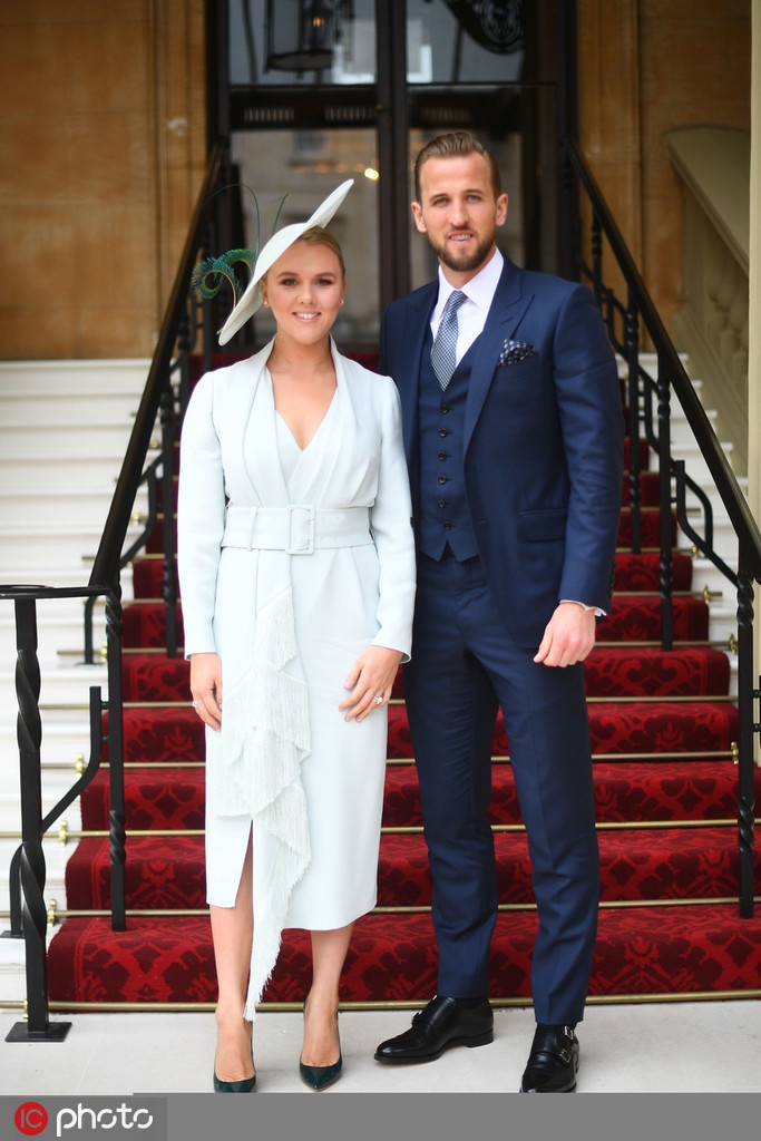 凯恩授勋MBE大英帝国员佐勋章