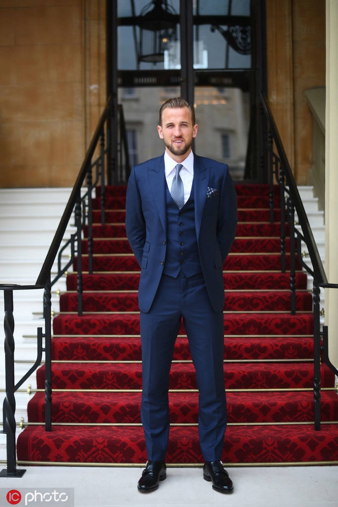 凯恩授勋MBE大英帝国员佐勋章