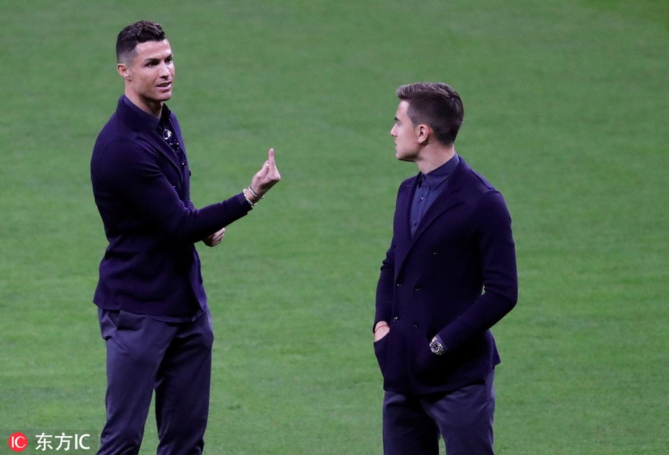 尤文欧冠踩场 C罗霸道总裁范