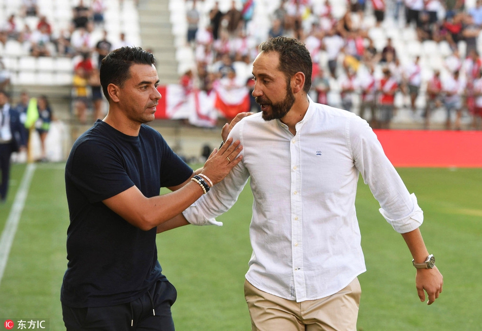 A席帽子戏法塞维利亚4-1