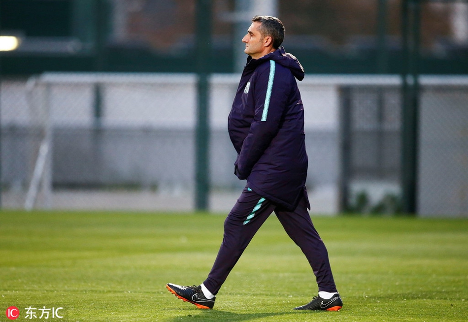 巴萨训练备战欧冠对阵里昂