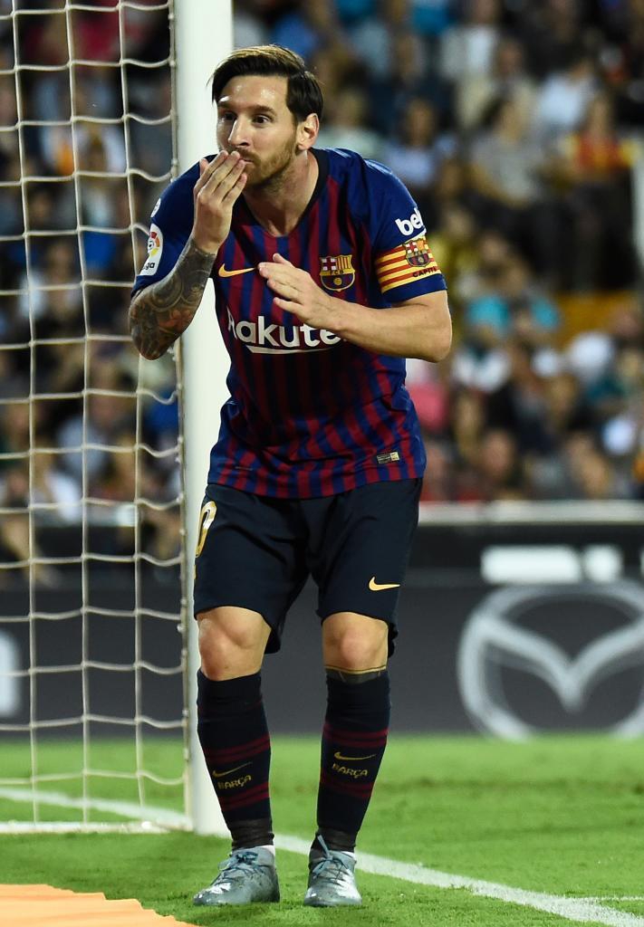 膜拜!梅西十大经典庆祝动作