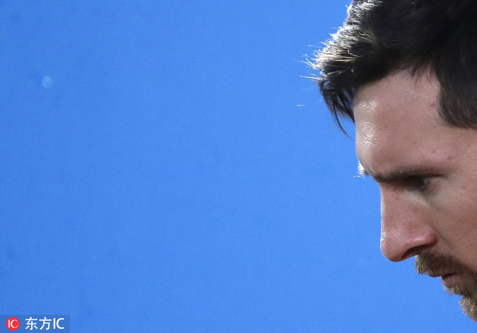 巴萨训练备战欧冠对阵里昂