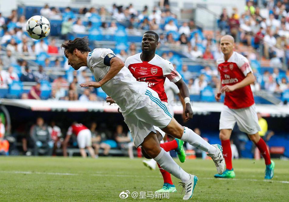 皇马慈善赛又见劳尔破门