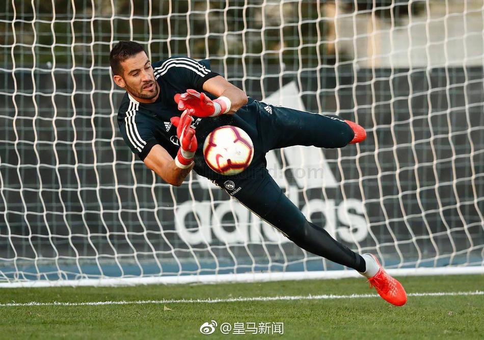 皇马训练备战毕巴