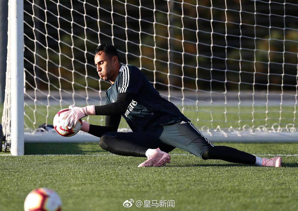 皇马训练备战毕巴