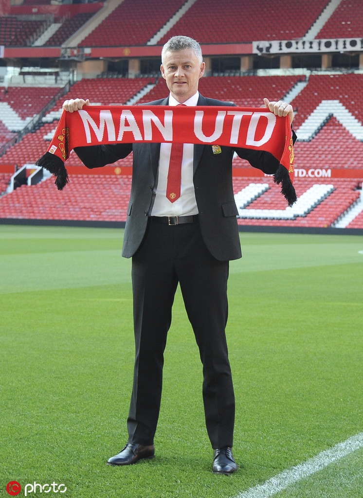 转正！索帅亮相老特拉福德