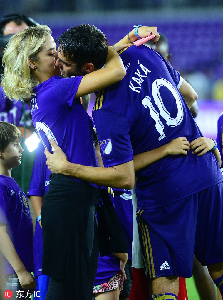 男神再婚!卡卡向女友求婚成功