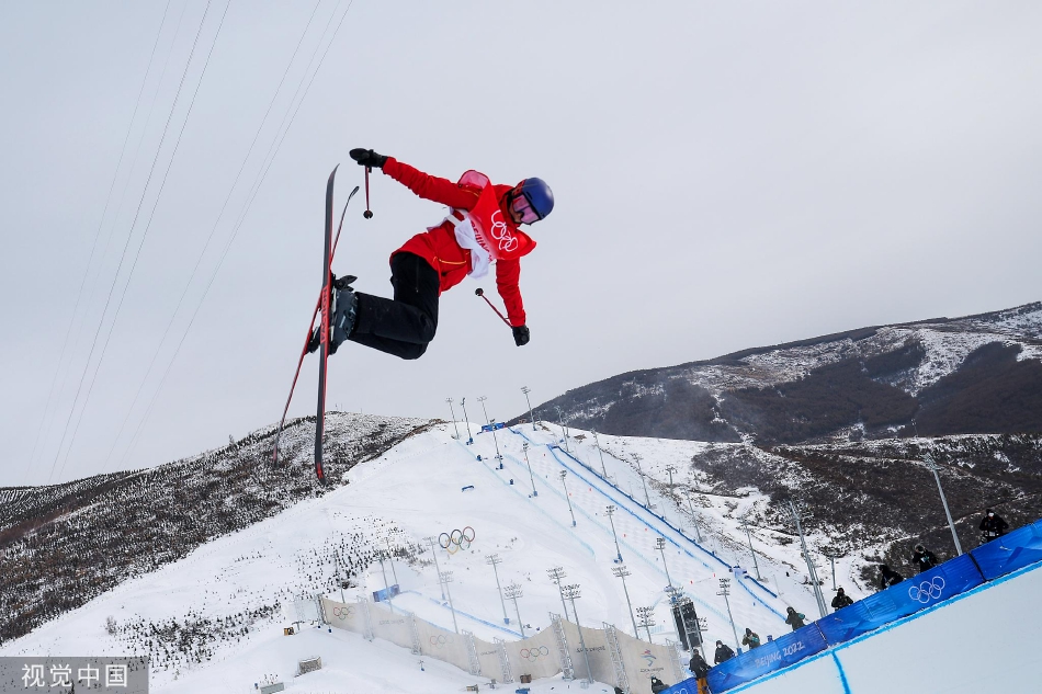 U型池资格赛：谷爱凌领衔中国3金花晋级决赛