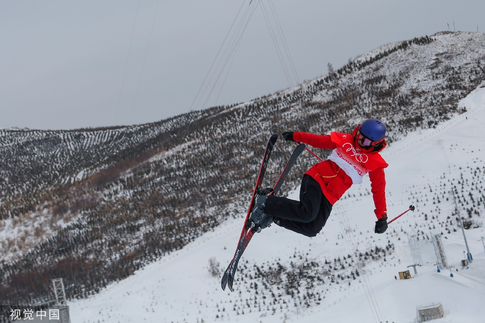 U型池资格赛：谷爱凌领衔中国3金花晋级决赛