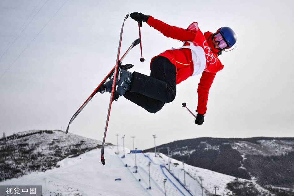 U型池资格赛：谷爱凌领衔中国3金花晋级决赛