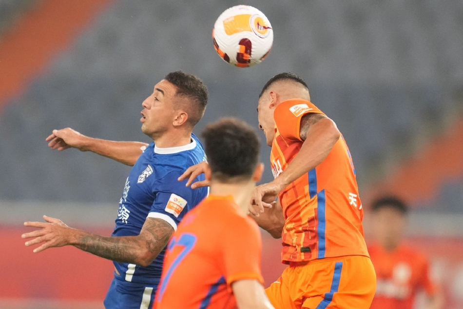 [中超]山东泰山1-1武汉三镇