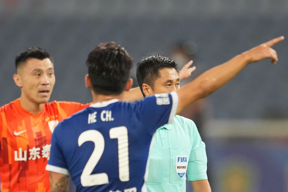 [中超]山东泰山1-1武汉三镇