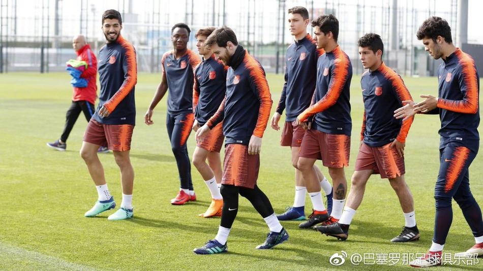 巴萨训练备战罗马