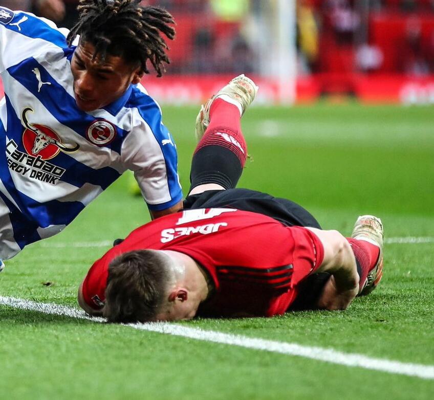 别争了！足坛第一表情帝是他