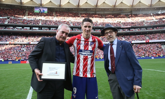 托雷斯动情告别马竞