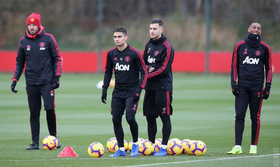 曼联球星回归训练