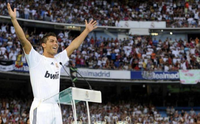 皇马09强援仅剩本泽马