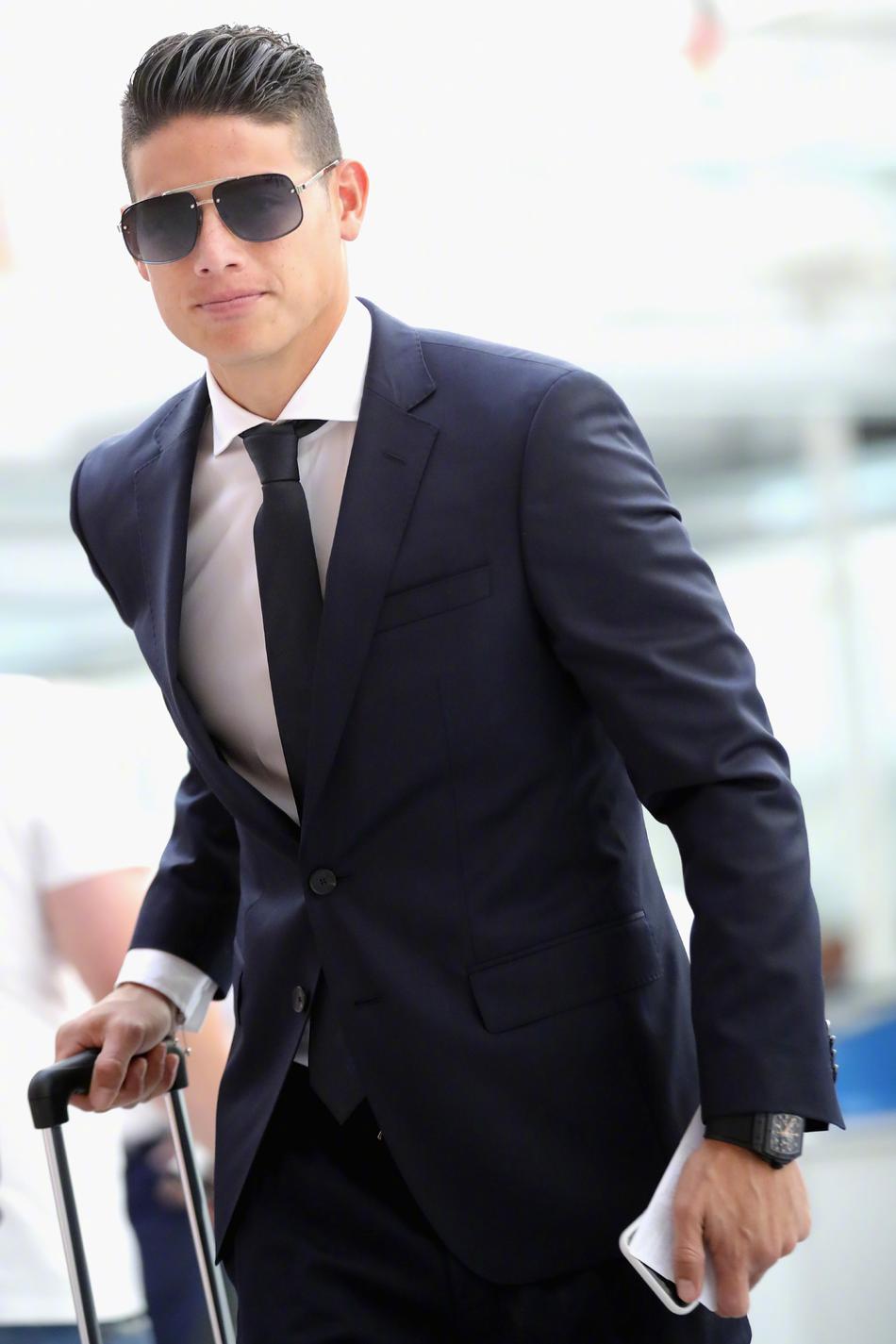 舔屏j罗这颜值真是逆天啊