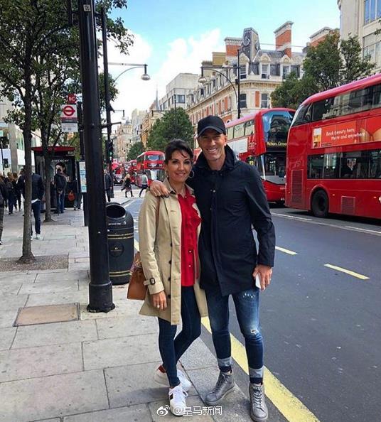 齐达内离开皇马后的惬意生活