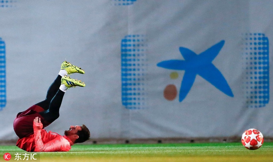 巴萨训练备战欧冠对阵里昂