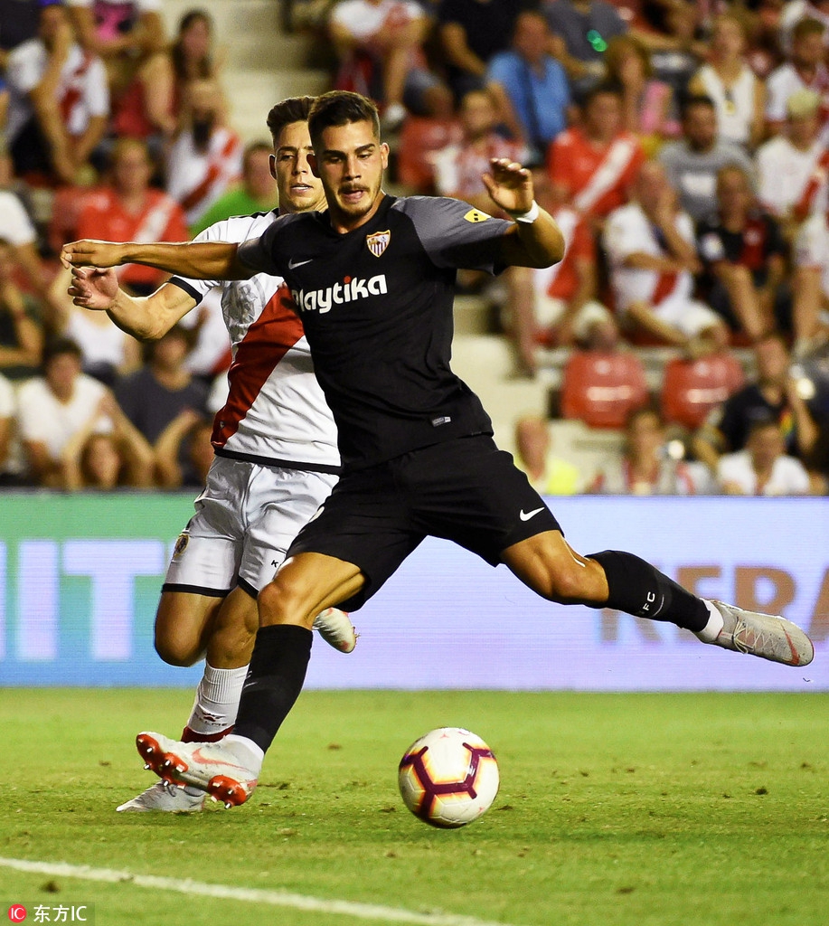 A席帽子戏法塞维利亚4-1