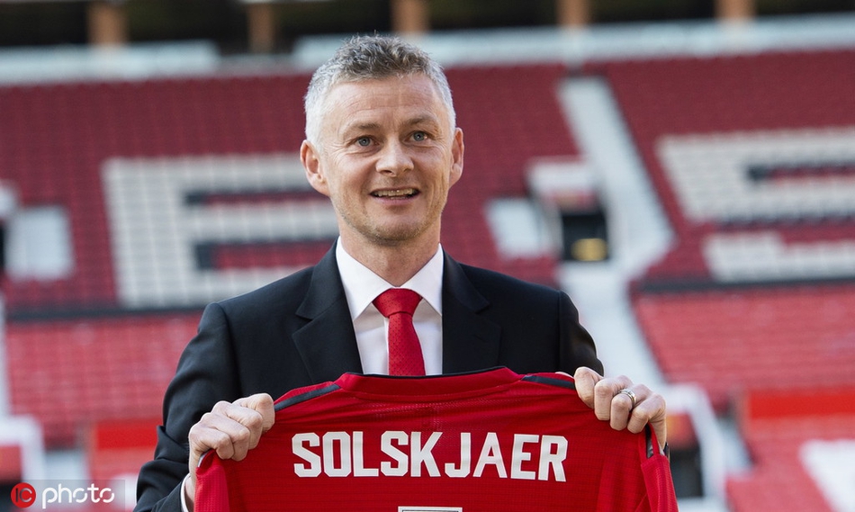 转正！索帅亮相老特拉福德