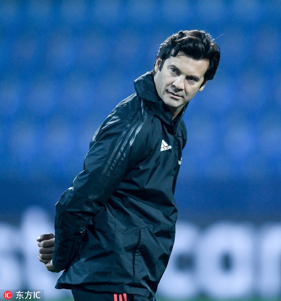 皇马训练 魔笛拉莫斯爱的抱抱