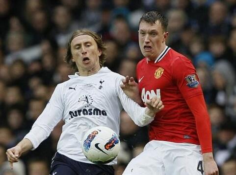 别争了！足坛第一表情帝是他