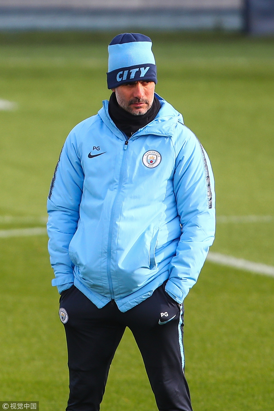 曼城备战欧冠 阿圭罗发型抢镜