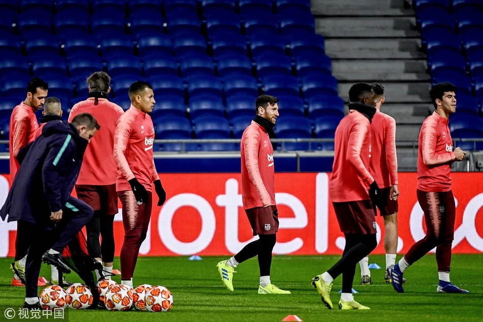 巴萨备战里昂 梅西是焦点