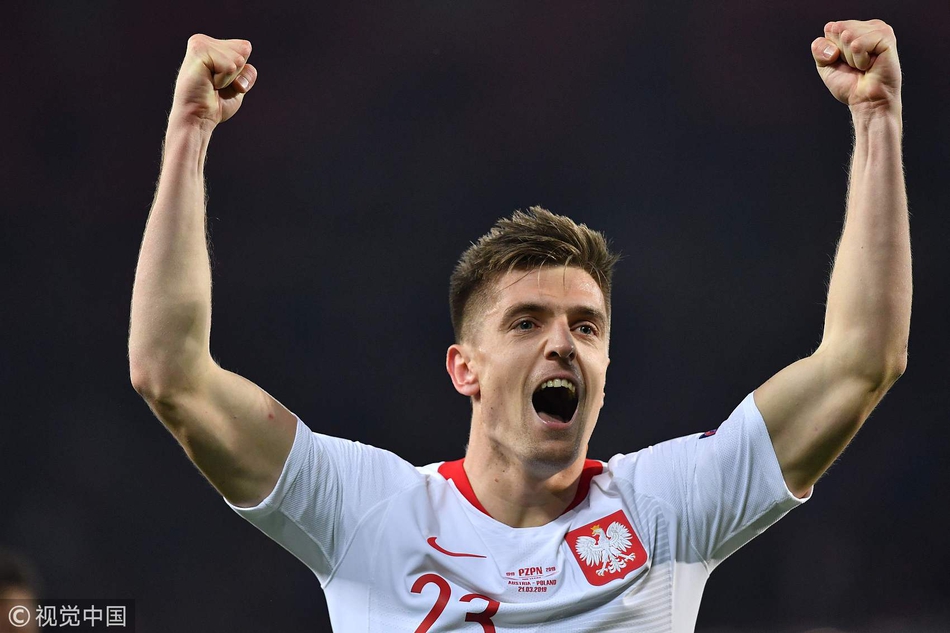 AC米兰锋霸发威 波兰客胜强敌