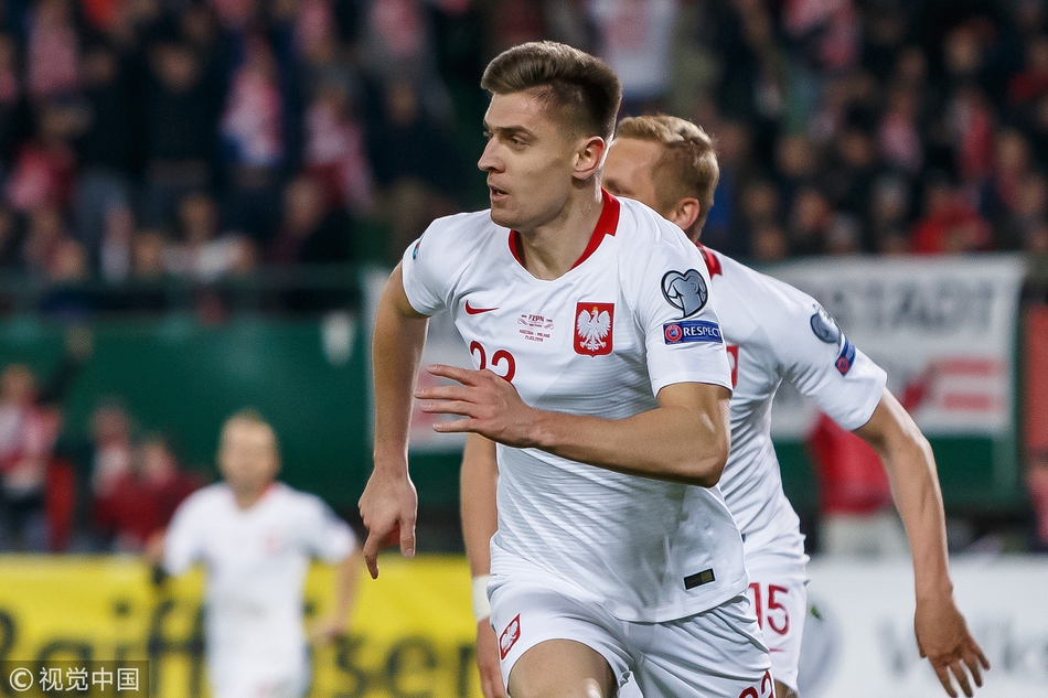 AC米兰锋霸发威 波兰客胜强敌