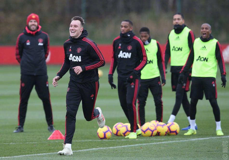 曼联球星回归训练