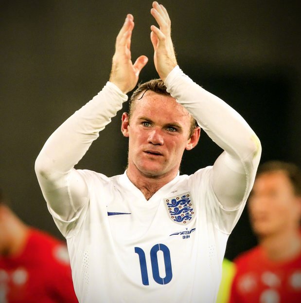 告别赛 鲁尼穿10号出战