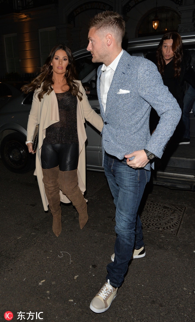 瓦尔迪夫妇深夜幽会过二人世界