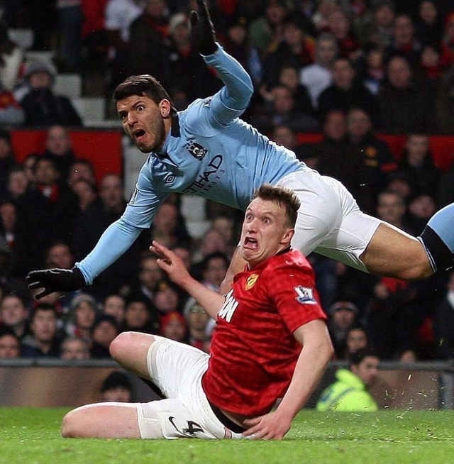 别争了！足坛第一表情帝是他