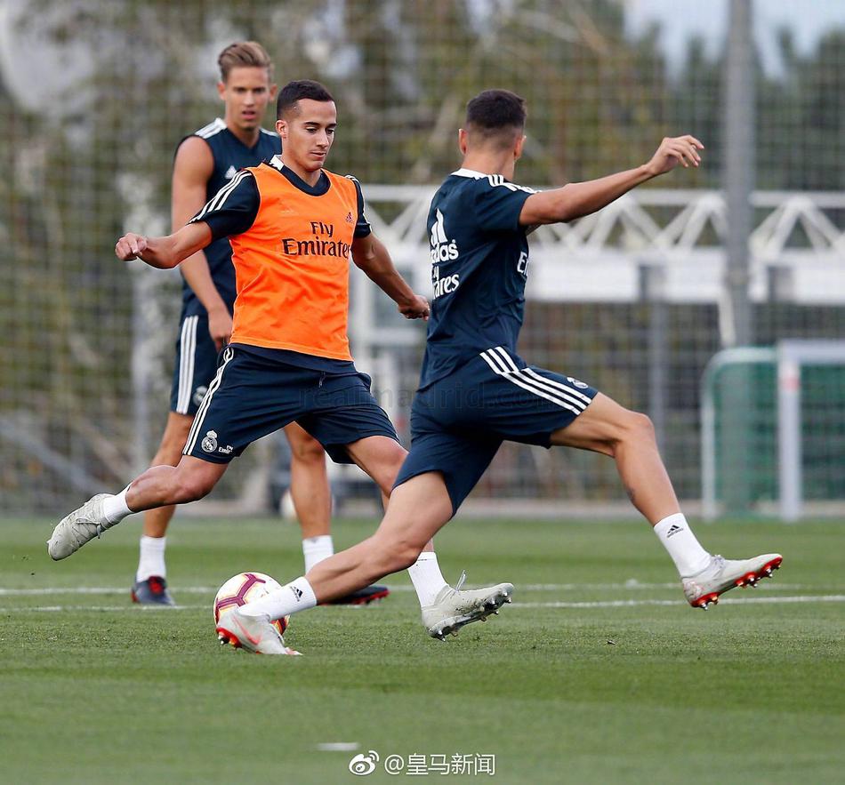 皇马训练 马塞洛回归