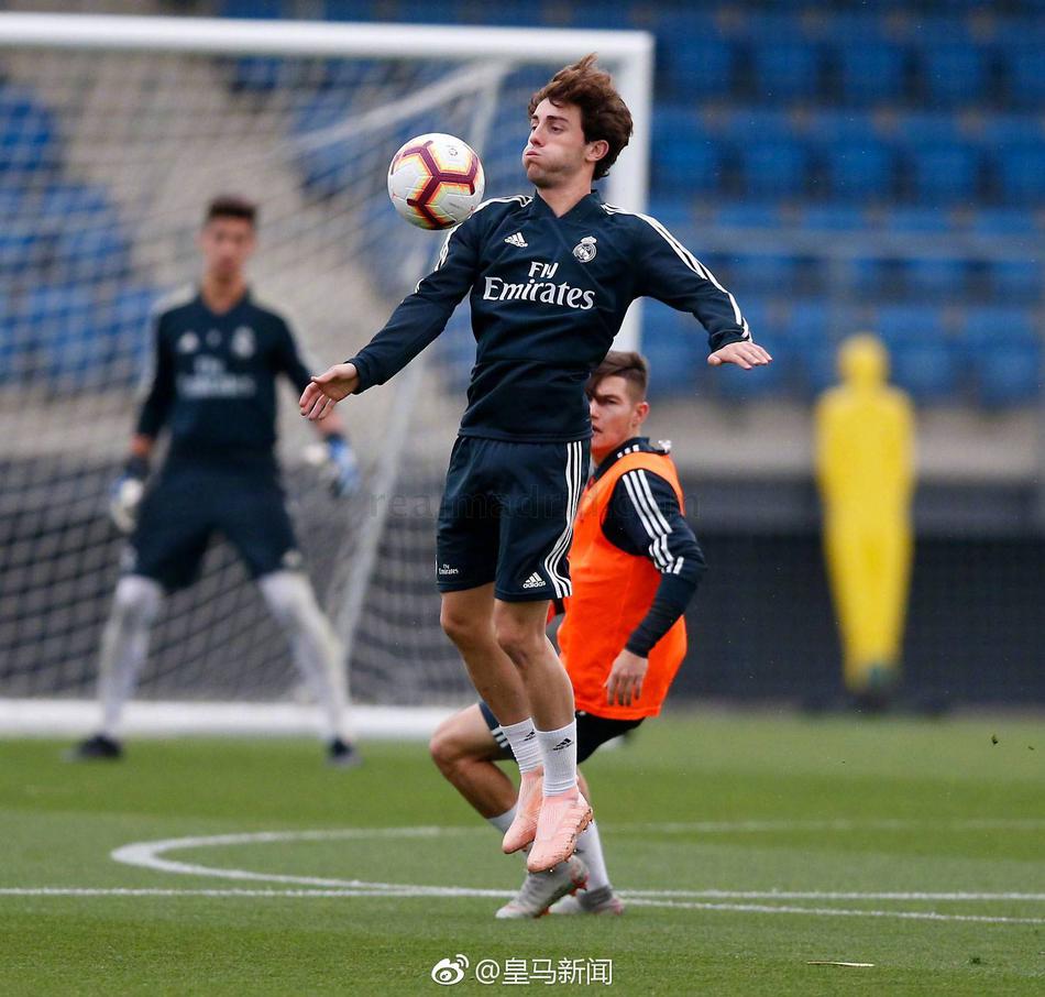 皇马训练 魔笛回归