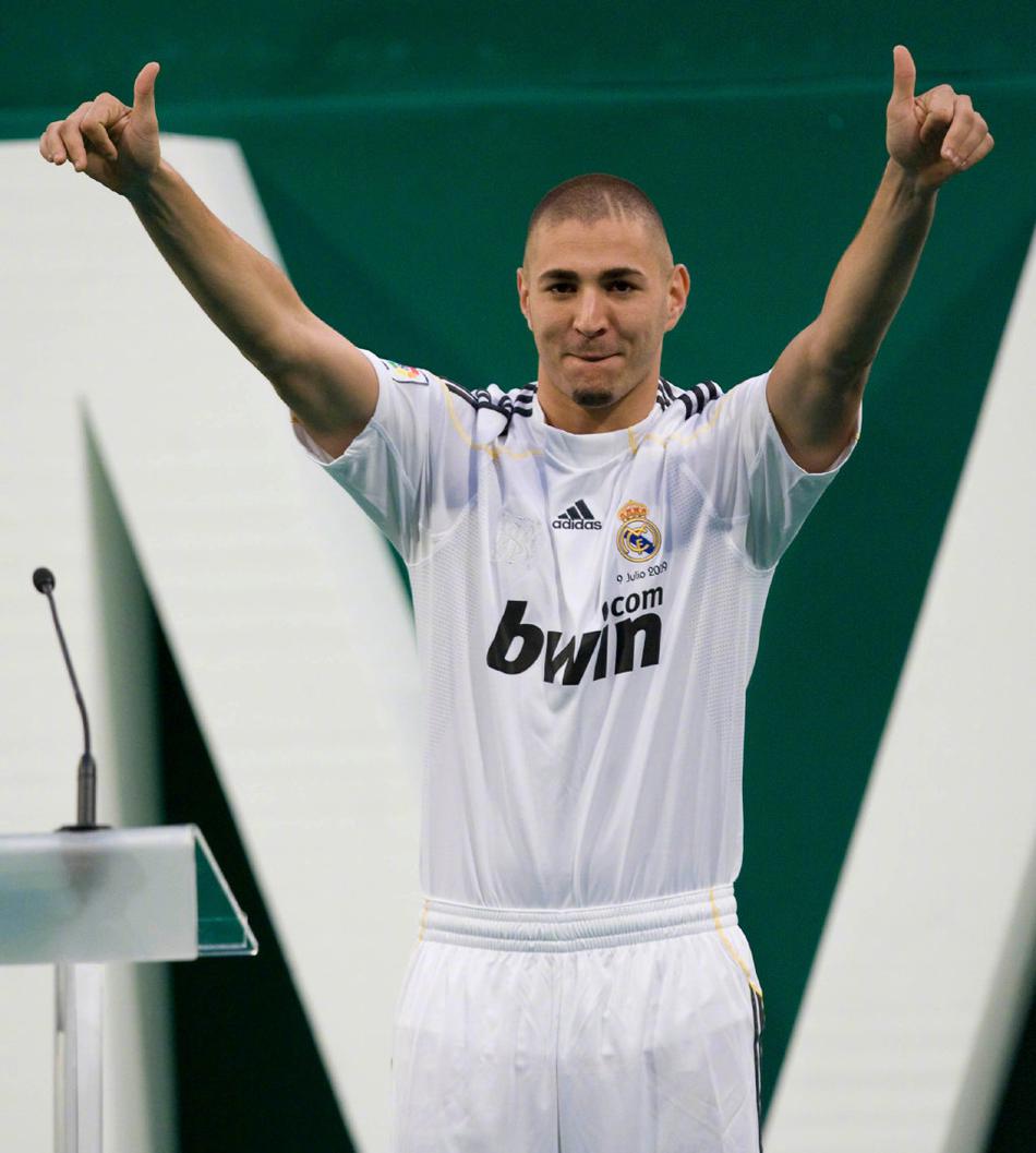 皇马09强援仅剩本泽马