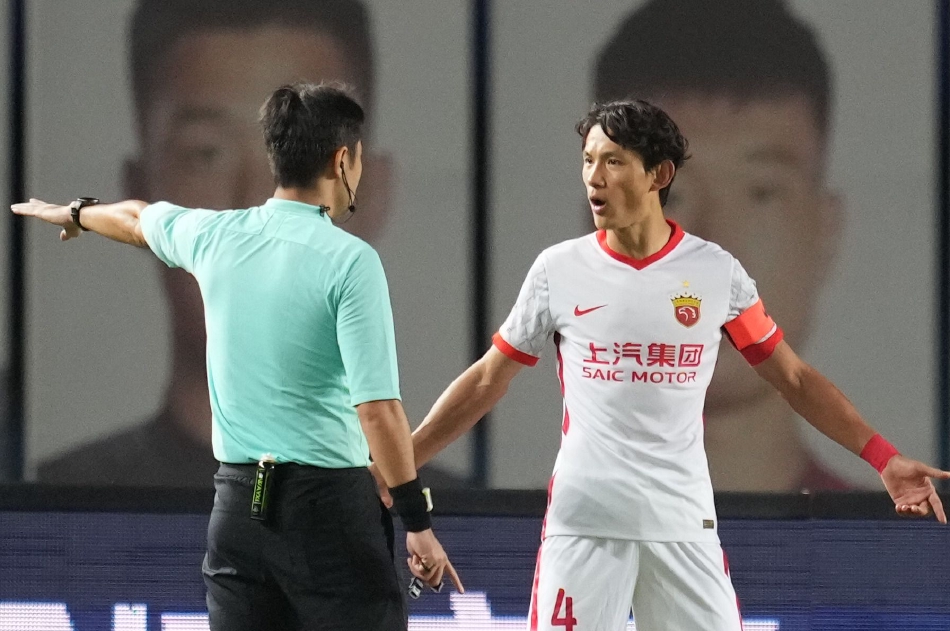 [中超]上海上港2-1河南