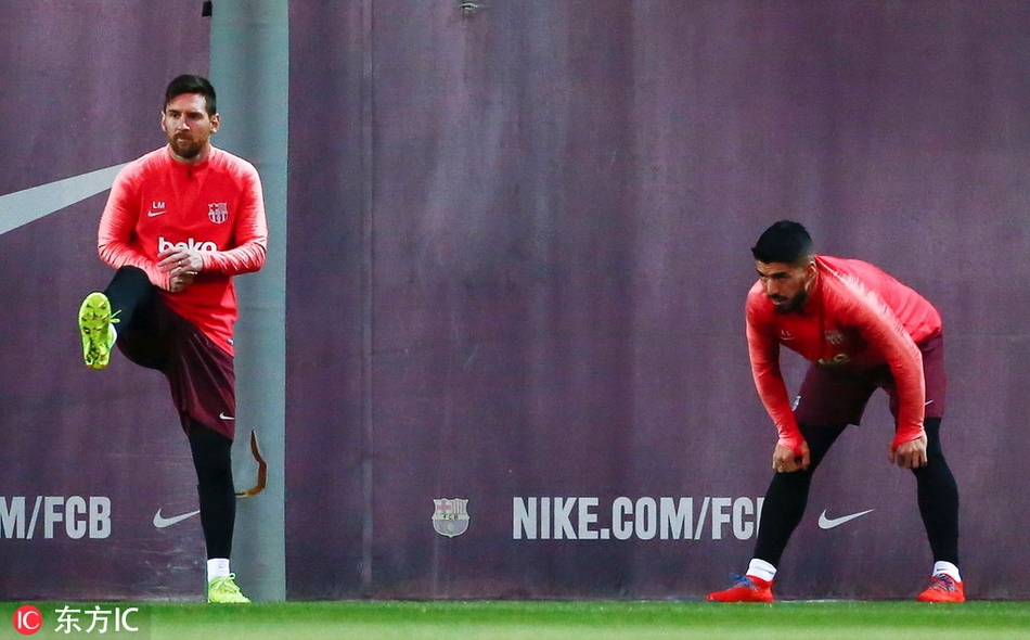 巴萨训练备战欧冠对阵里昂