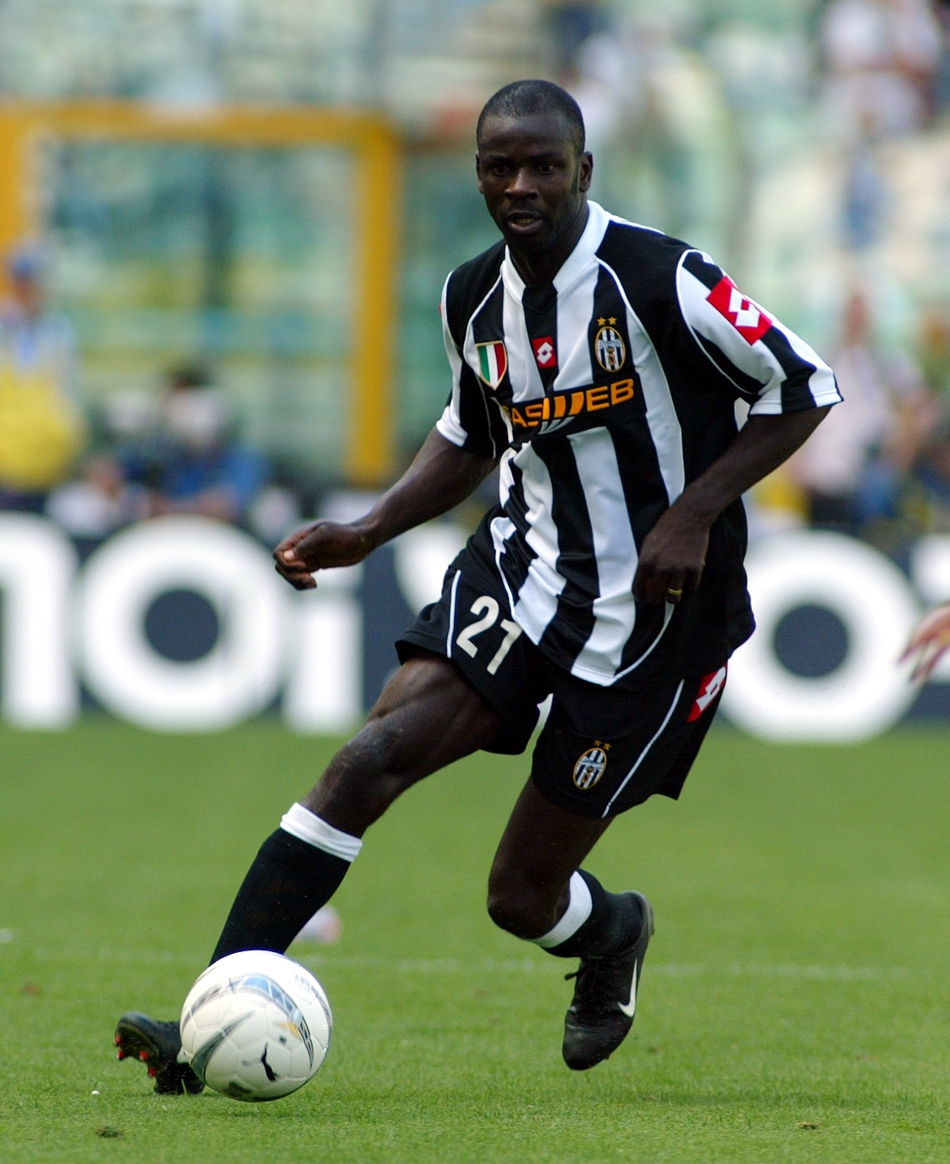 8 图拉姆 4600万欧元帕尔马转会到尤文图斯