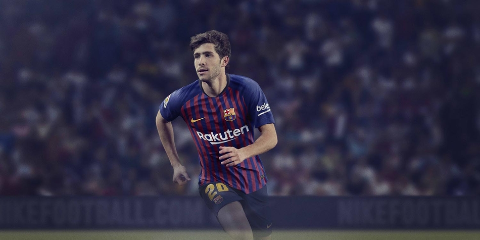 巴萨新赛季主场球衣正式发布