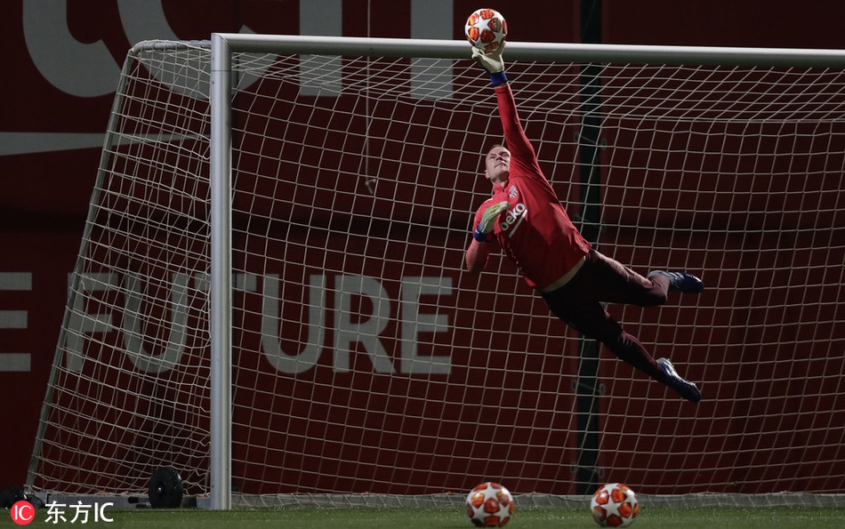 巴萨训练备战欧冠对阵里昂