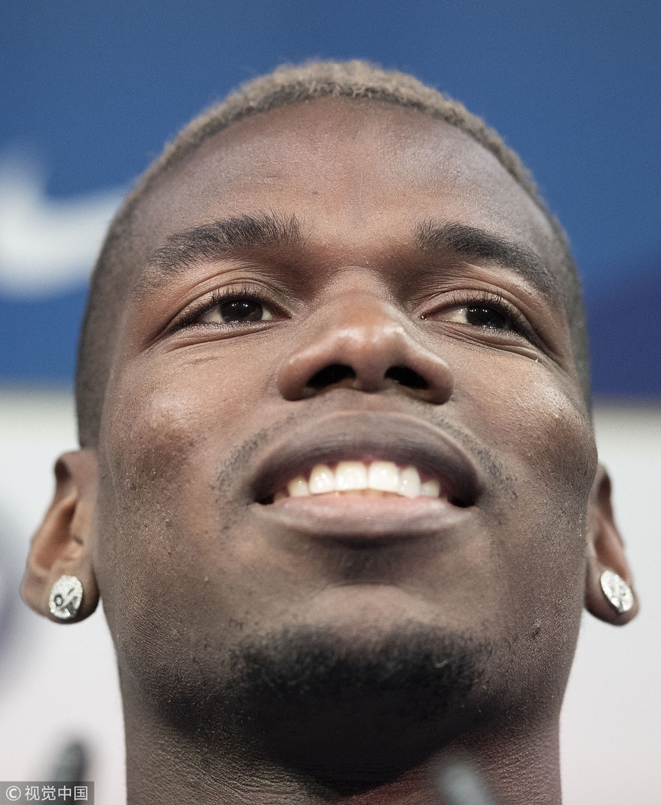 法国队发布会 博格巴贡献表情包